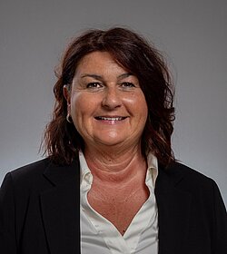 Birgit Hauer Birgit Hauer